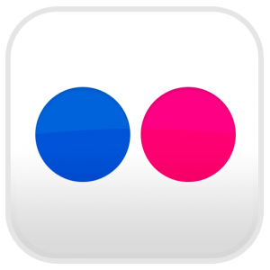 Image shows the flickr logo and if you click will bring you to flickr.
